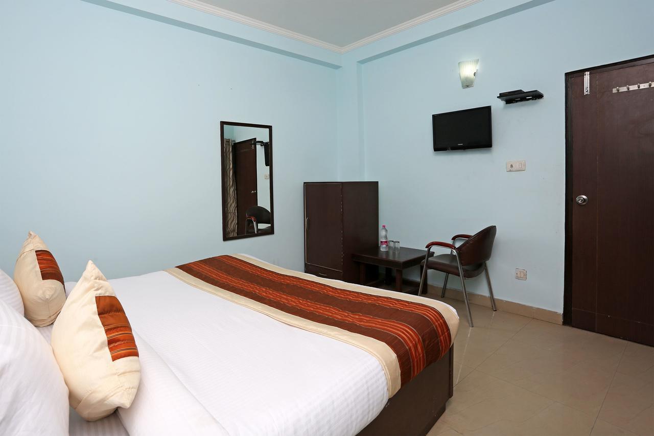 Hotel Le Princess @ Airport Nueva Delhi Exterior foto