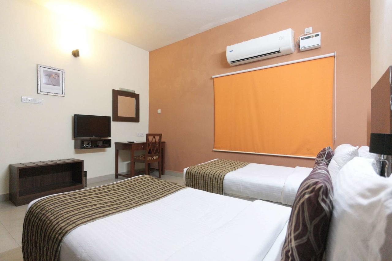 Hotel Le Princess @ Airport Nueva Delhi Exterior foto